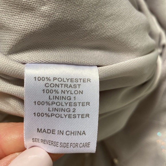 Size 3/4 party dress. - Picture 9 of 10